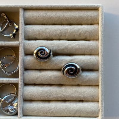Spiral ring
